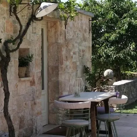 Vendégház Trulli Apulia- Valle D'itria- *